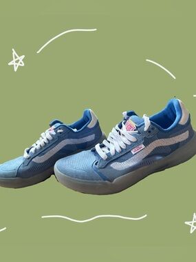 Vans Ultimate Waffle Sneakers Size 7 Blue